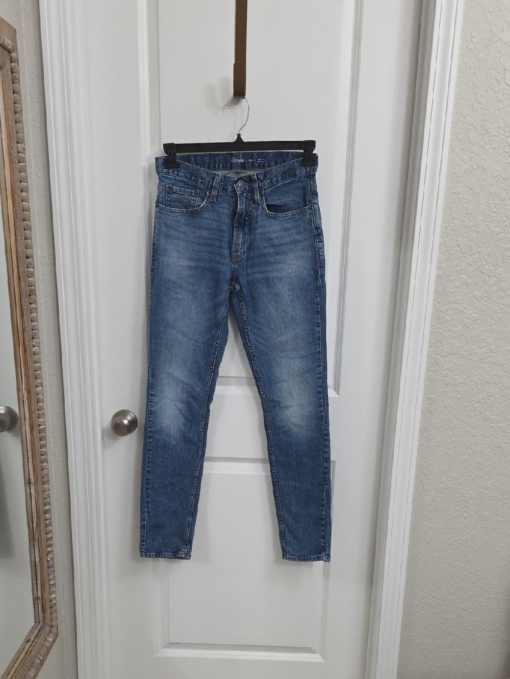 Old Navy Men’s Skinny Jeans in Medium Blue Wash